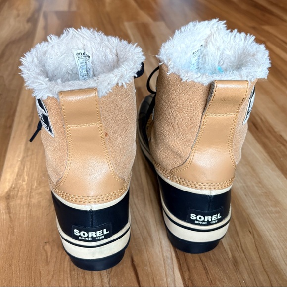 Sorel Tivoli Tan and Black Winter Boots size 8 - Picture 6 of 8